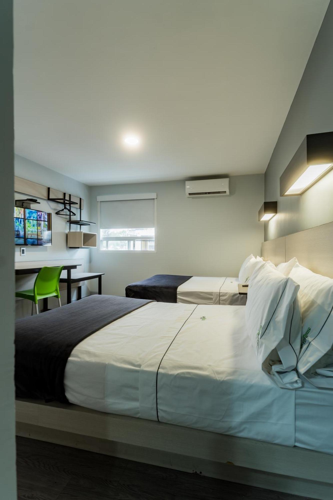 Hotel Lemon Green -Zona Expo Frente Al Centro De Convenciones 과달라하라 외부 사진
