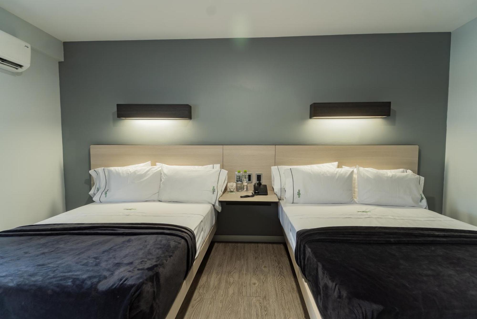 Hotel Lemon Green -Zona Expo Frente Al Centro De Convenciones 과달라하라 외부 사진