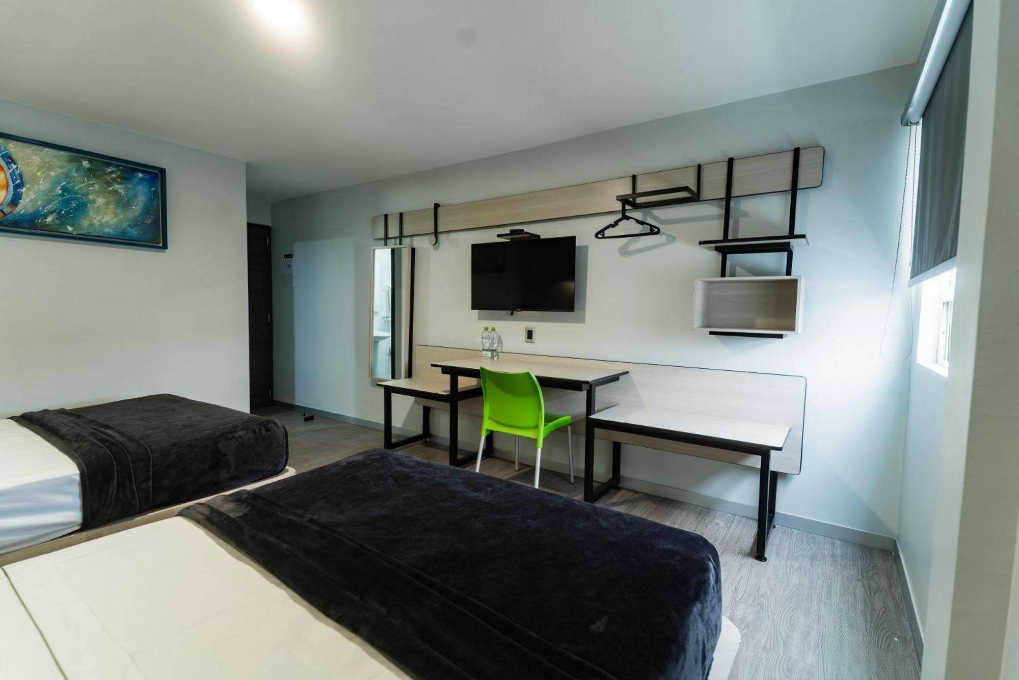 Hotel Lemon Green -Zona Expo Frente Al Centro De Convenciones 과달라하라 외부 사진