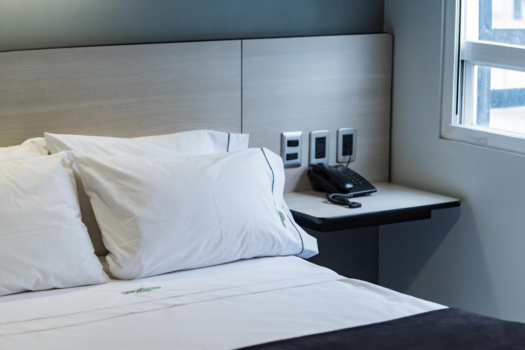 Hotel Lemon Green -Zona Expo Frente Al Centro De Convenciones 과달라하라 외부 사진