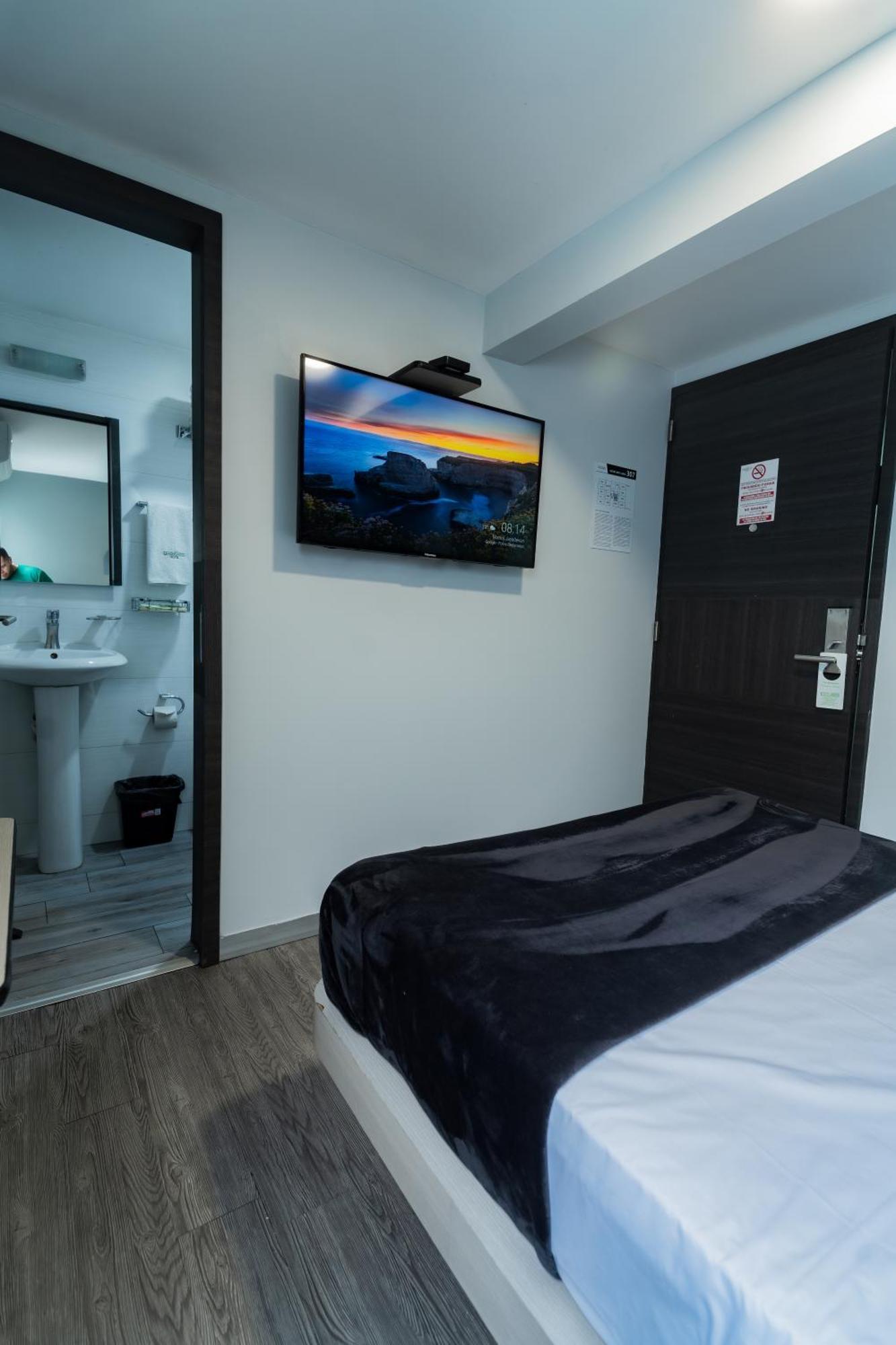 Hotel Lemon Green -Zona Expo Frente Al Centro De Convenciones 과달라하라 외부 사진