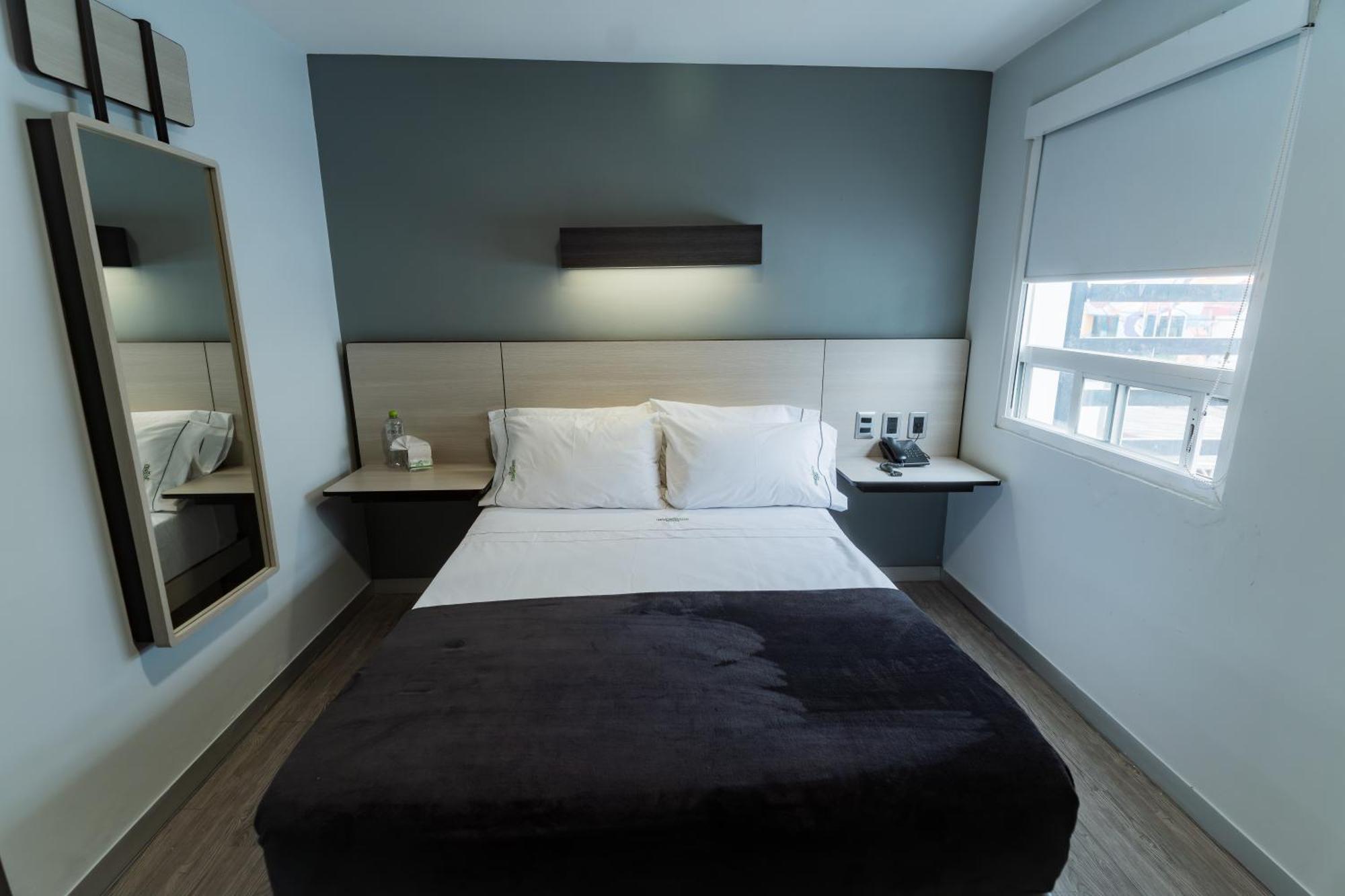 Hotel Lemon Green -Zona Expo Frente Al Centro De Convenciones 과달라하라 외부 사진