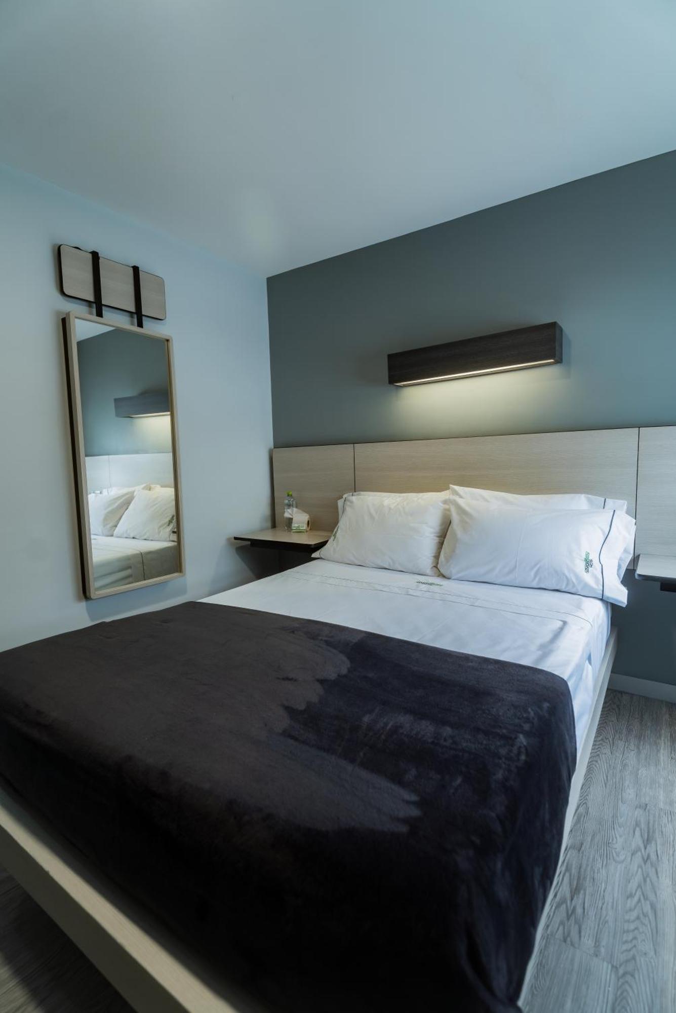 Hotel Lemon Green -Zona Expo Frente Al Centro De Convenciones 과달라하라 외부 사진