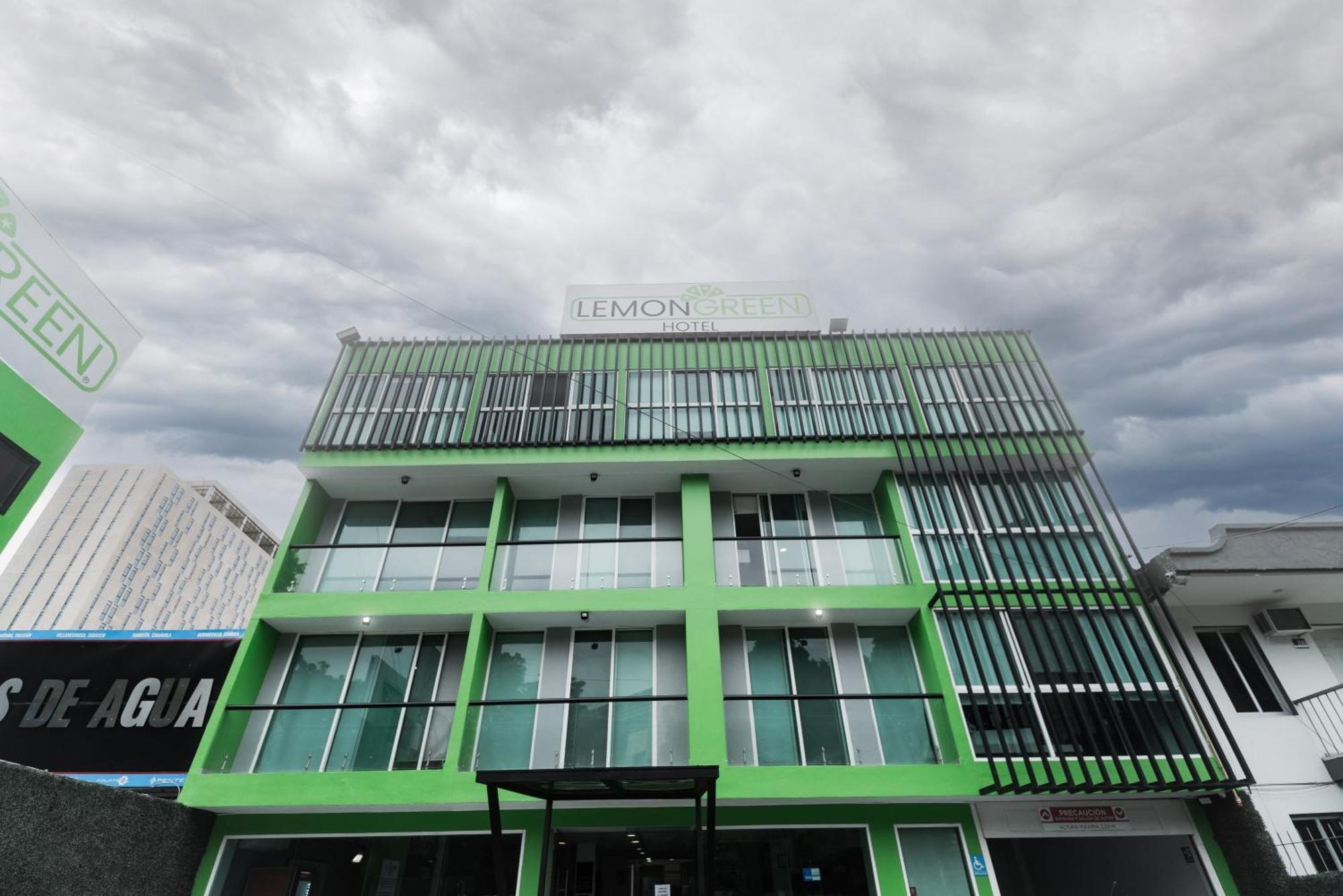 Hotel Lemon Green -Zona Expo Frente Al Centro De Convenciones 과달라하라 외부 사진